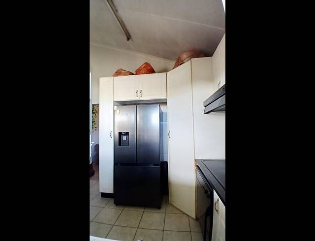 3 BEDROOM HOUSE FOR SALE IN WOODHAVEN